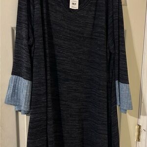 Suzanne Betro Long Sleeve Dress in Black and Blue